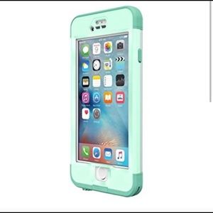 iPhone 6,6s,7,7s PLUS Lifeproof Case in Mint Green